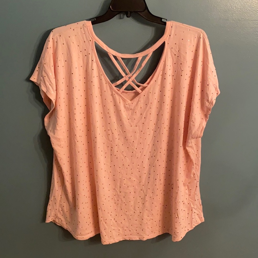 Polka dot pocket tee